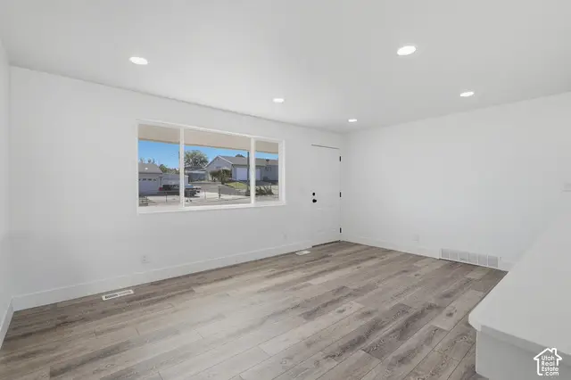 5174 W Hoopes St, Salt Lake City, UT 84118 - #3