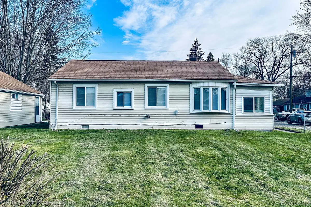 34038 Caseville Court, Westland, MI 48186 - Image #1