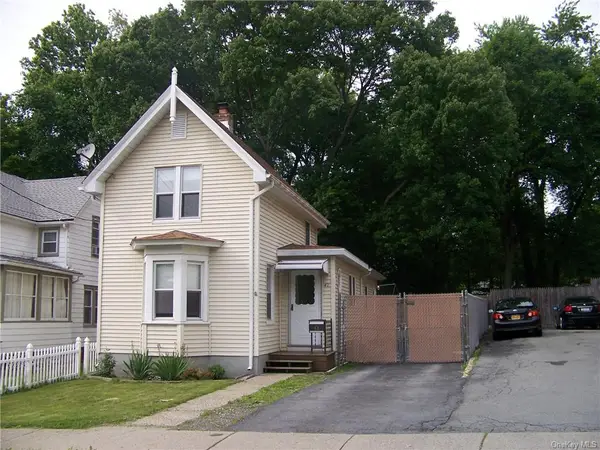 42 Hanford st, Middletown, NY 10940