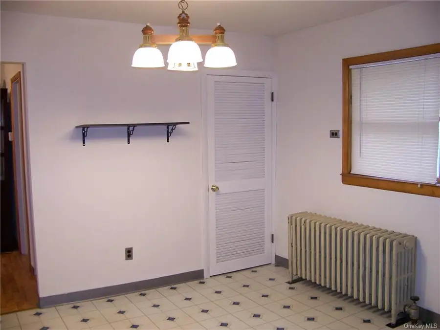 42 Hanford st, Middletown, NY 10940 - #3