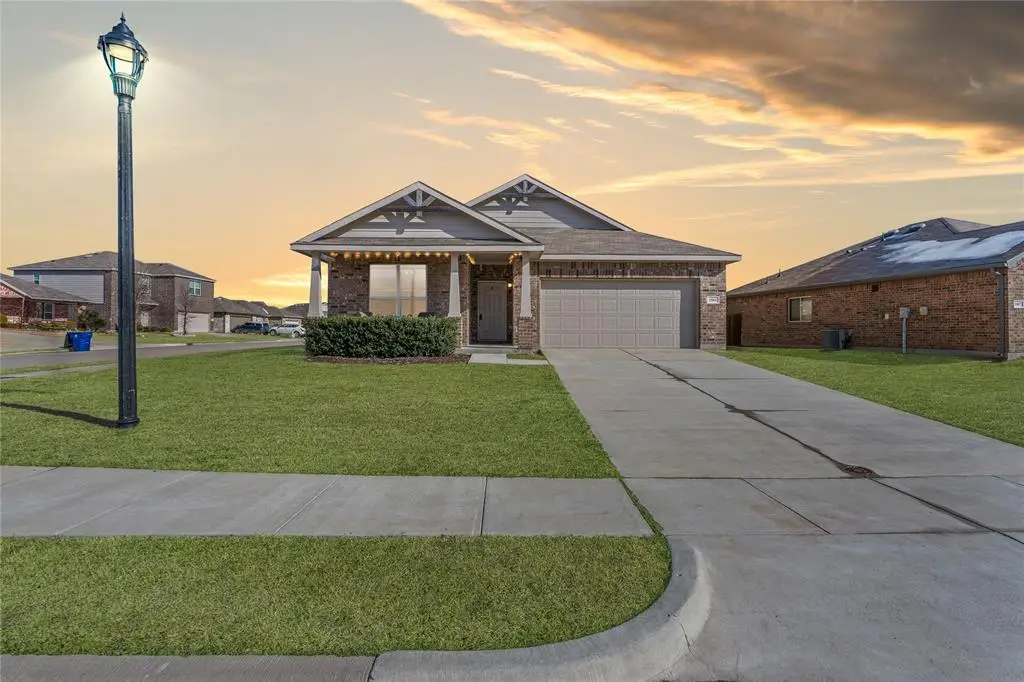 1061 Stanridge Lane, Van Alstyne, TX 75495 - Image #1