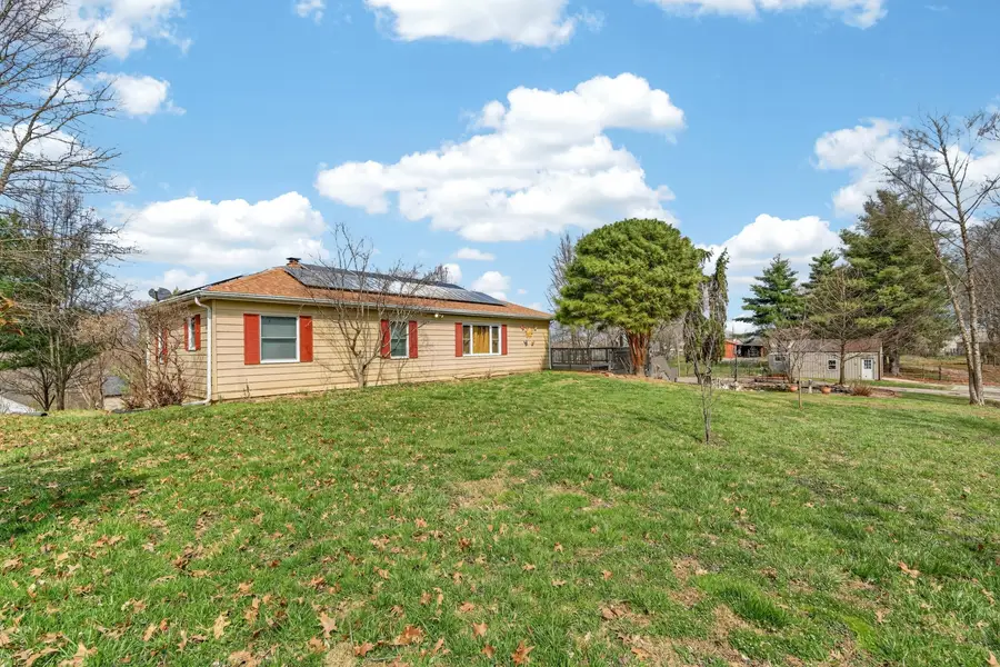 3042 Sugar Camp Road, Covington, KY 41017 - #3