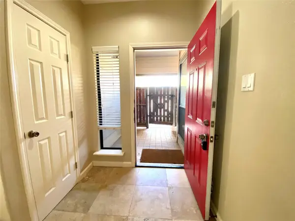 2025 Augusta Drive #Unit 1003, Houston, TX 77057