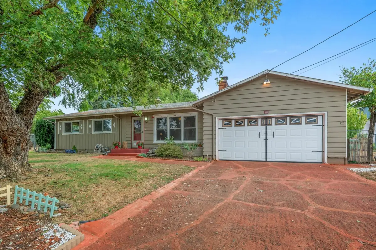 760 SE Williams Rd, Gresham, OR 97080 - Image #1