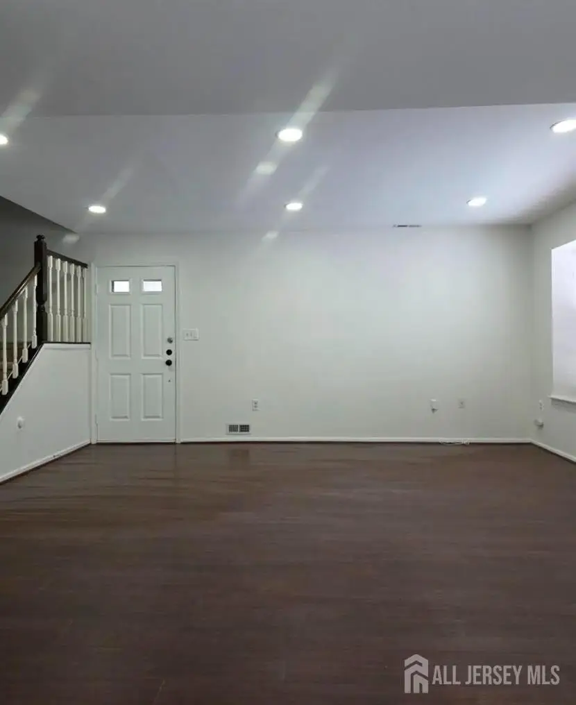 90 Almond Drive, Somerset, NJ 08873 - #2