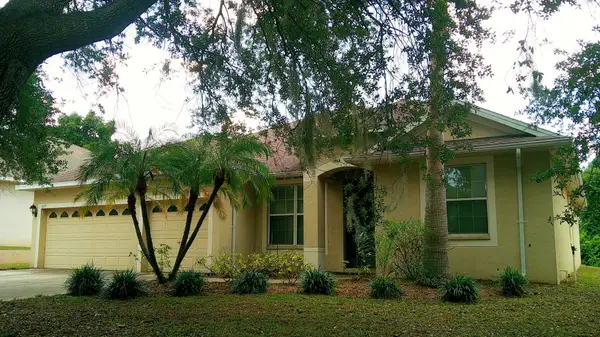 609 CEDAR WAXWING DR, Brandon, FL 33510