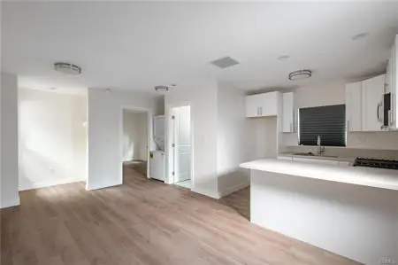 2115 W 29th #A, Long Beach, CA 90810 - Image #2