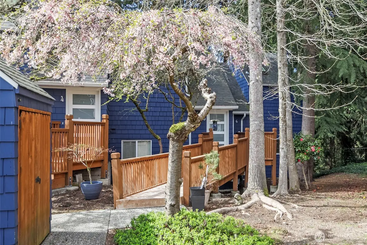 9165 45th Avenue Sw #6, Seattle, WA 98136 - #1