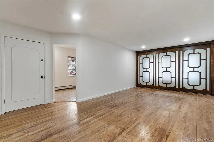 6  Regina Place, Yonkers, NY 10703 - #2