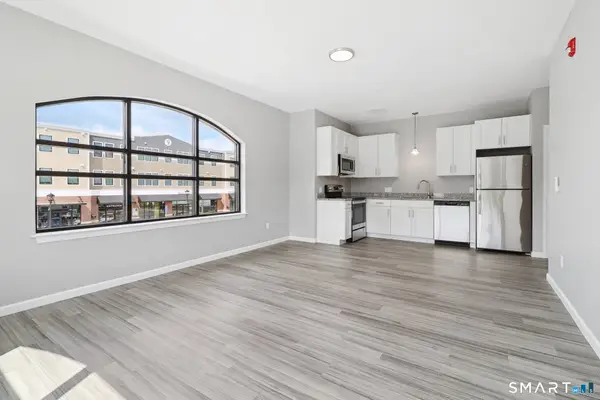10 Steele Boulevard #201, Berlin, CT 06037
