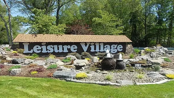 395 Woodbridge Drive #C, Ridge, NY 11961