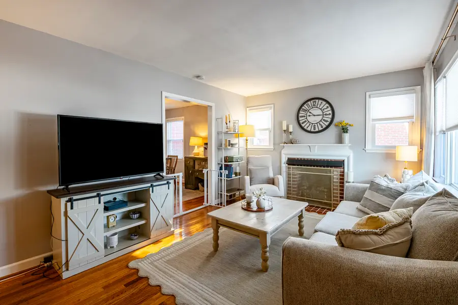 514 Dorchester Ave, West Lawn, PA 19609 - Image #3