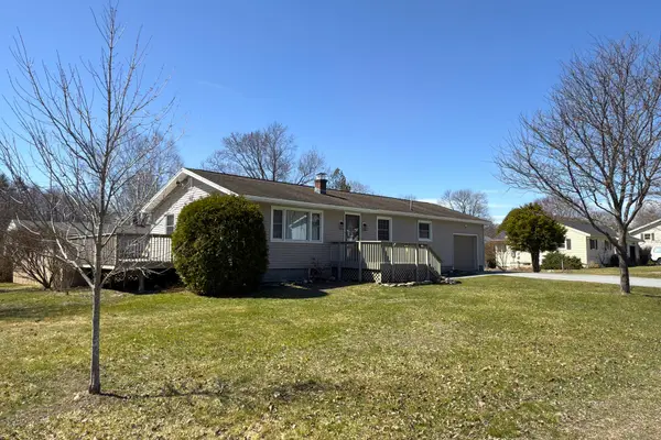 3 Green Knolls Lane, Rutland City, VT 05701