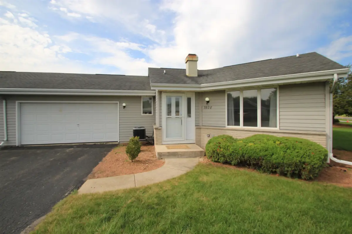 2415 9th Ave, South Milwaukee, WI 53172 - Image #1