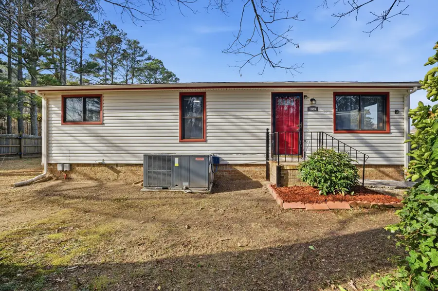 1069 Sea Holly Court, Virginia Beach, VA 23454 - Image #2