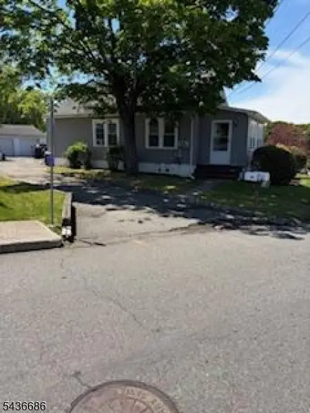 3 Capalbo Ave, Little Falls, NJ 07424 - #2