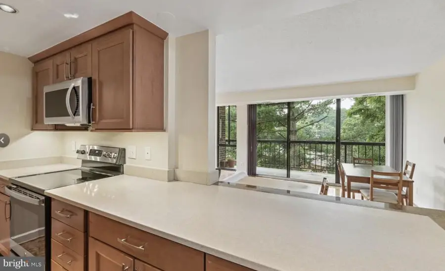 1401 N Rhodes Street N , 406, Arlington, VA 22209 - #3
