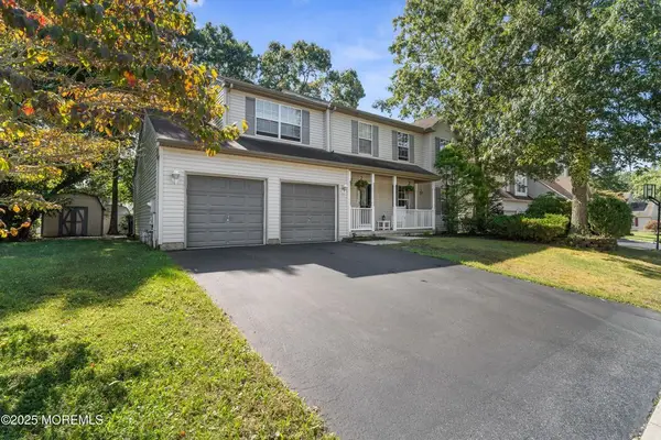 4 Bristol Terrace, Little Egg Harbor, NJ 08087