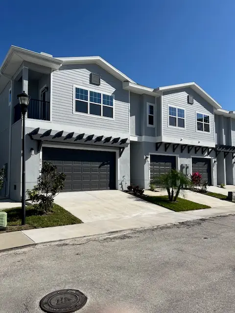 5721 Desert Rose Pl, Tampa, FL 33615 - #2
