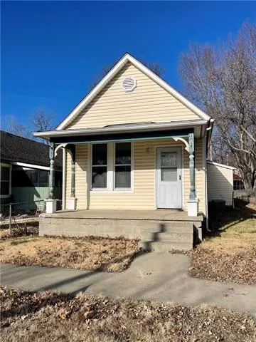 1018 Osage Street, Leavenworth, KS 66048