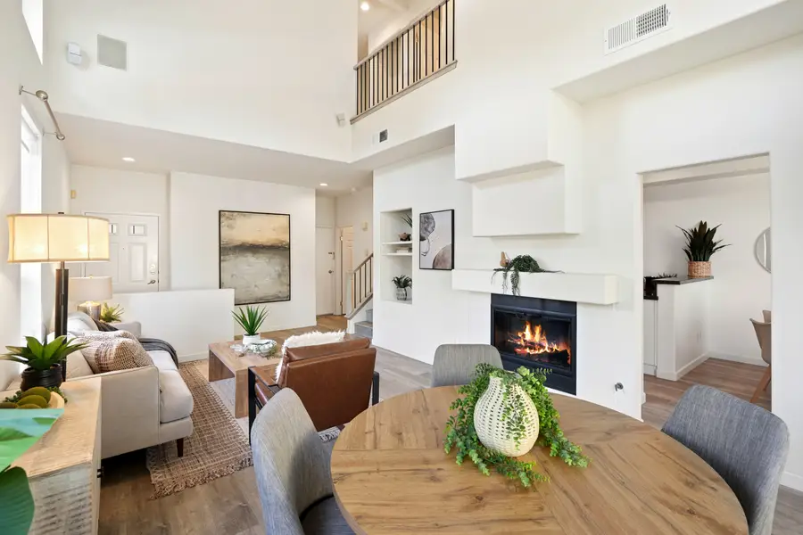 3696 Ruette De Ville, San Diego, CA 92130 - #3