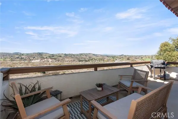 31940 Del Cielo Este #D5, Bonsall, CA 92003