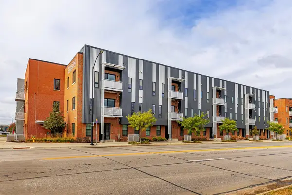 450 SW 7th Street #304, Des Moines, IA 50309