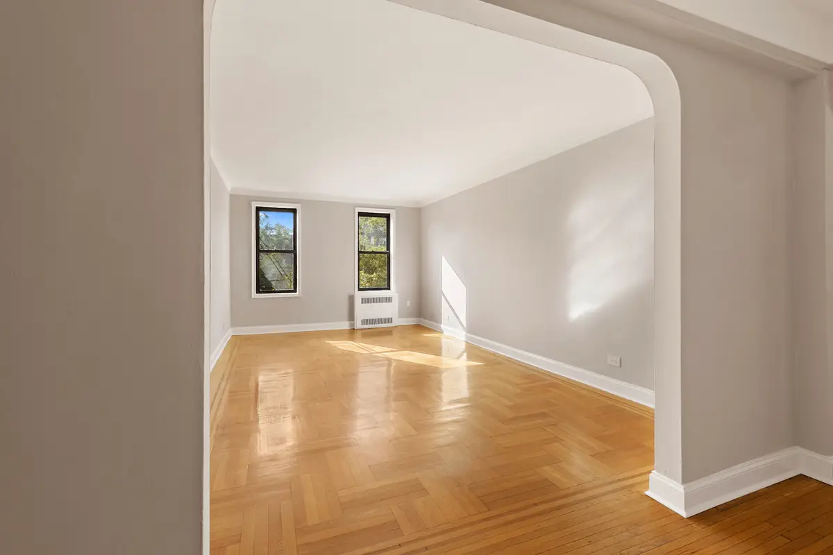 415 Ocean Parkway #3G, Brooklyn, NY 11218 - #1