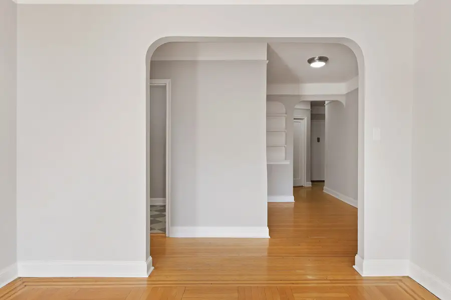 415 Ocean Parkway #3G, Brooklyn, NY 11218 - #3