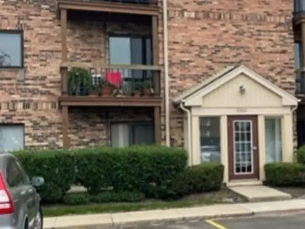 2221 Nichols Road #D, Arlington Heights, IL 60004