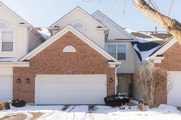 906 Ainsley Drive #4, West Chicago, IL 60185