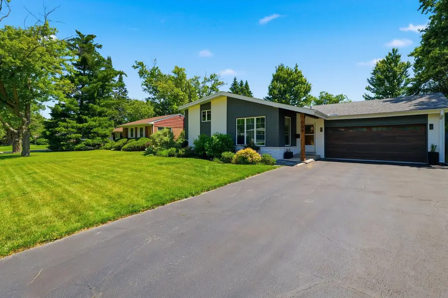 689 Timber Hill Road, Deerfield, IL 60015 - #2
