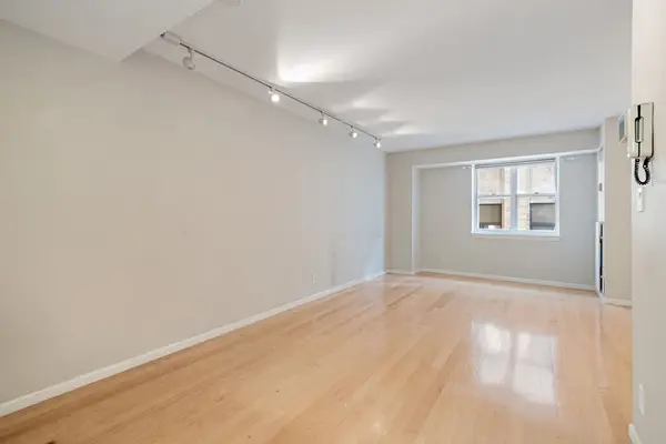 170 Tremont St #905, Boston, MA 02111