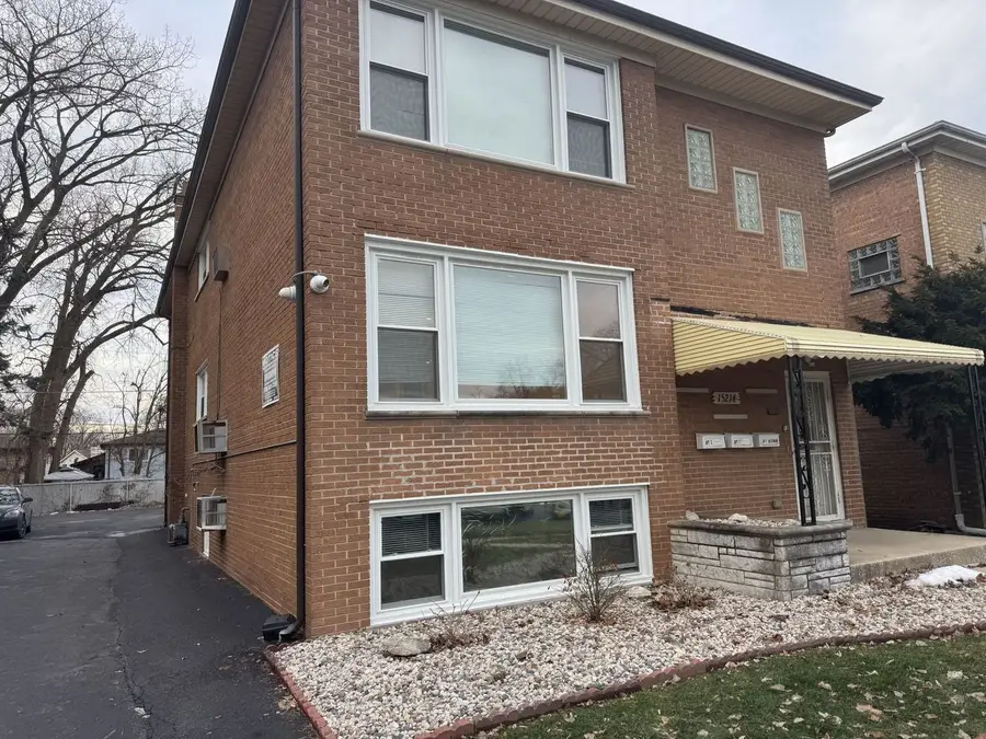 15214 Woodlawn Avenue #1, Dolton, IL 60419 - #2