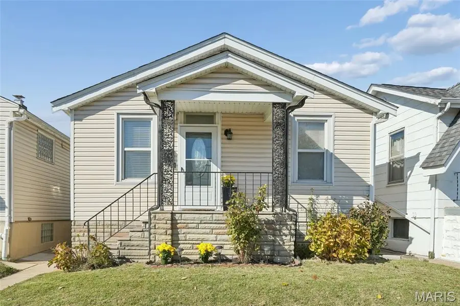 6257 Goener Avenue, Saint Louis, MO 63116 - Image #2