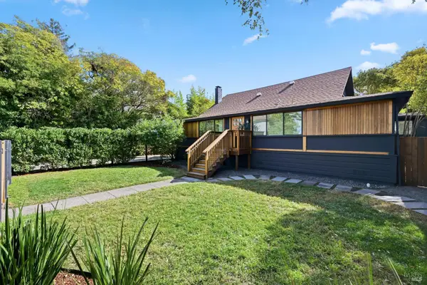 5 Hillside Avenue, Kentfield, CA 94904