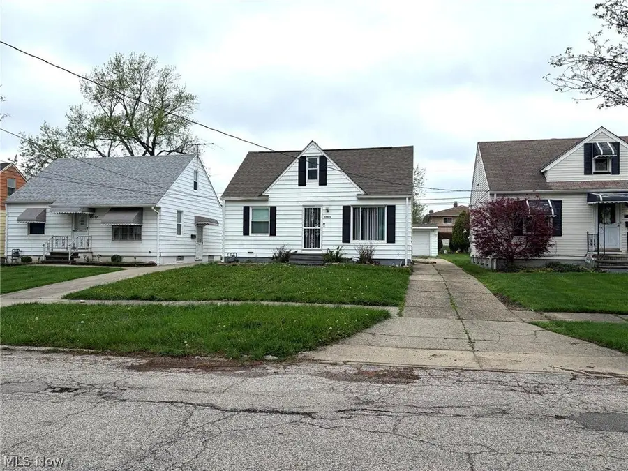 15521 Corkhill Road, Maple Heights, OH 44137 - #2