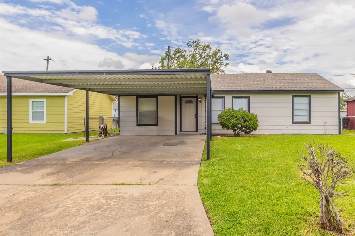 5007 Northridge Drive, Houston, TX 77033 - #1