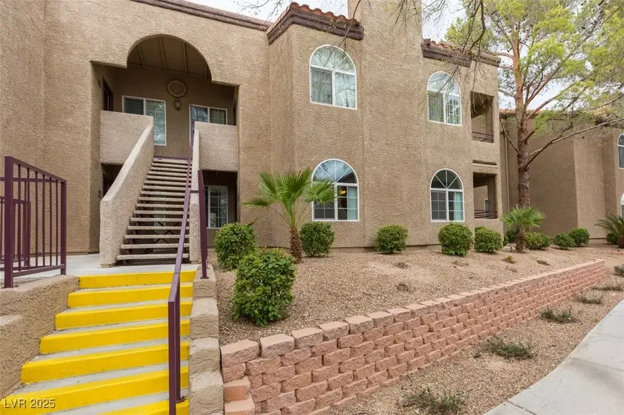 9325 W Desert Inn Road #113, Las Vegas, NV 89117 - #3
