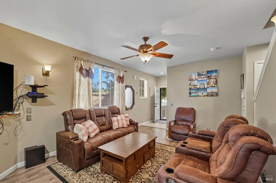 111 Mark West Commons Circle, Santa Rosa, CA 95403 - Image #3