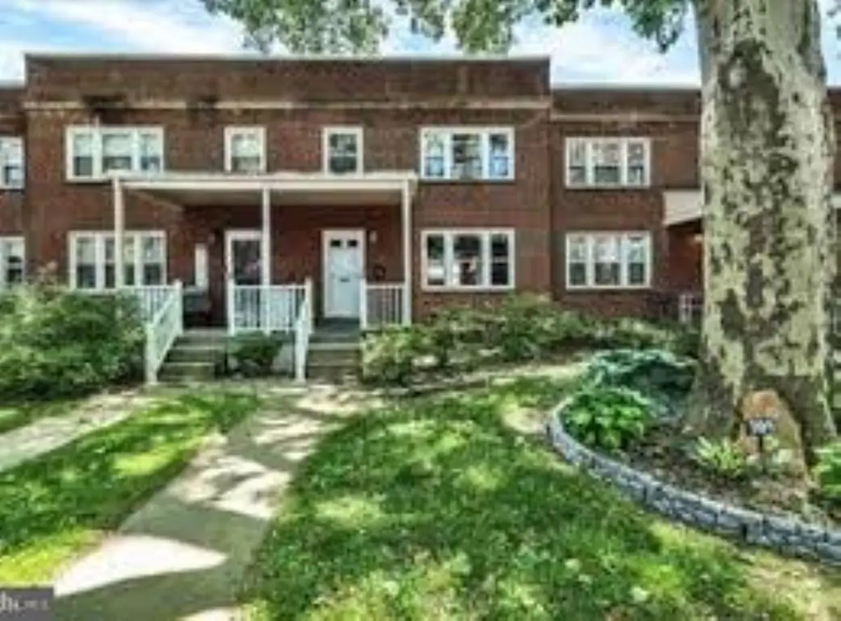305 Sycamore Rd, West Reading, PA 19611 - #1