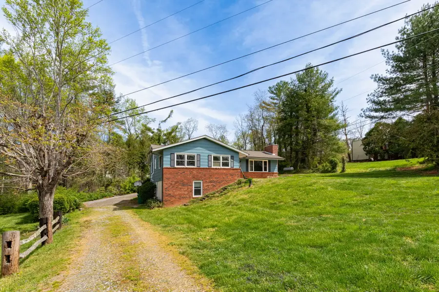41 Kennedy Road, Weaverville, NC 28787 - #3