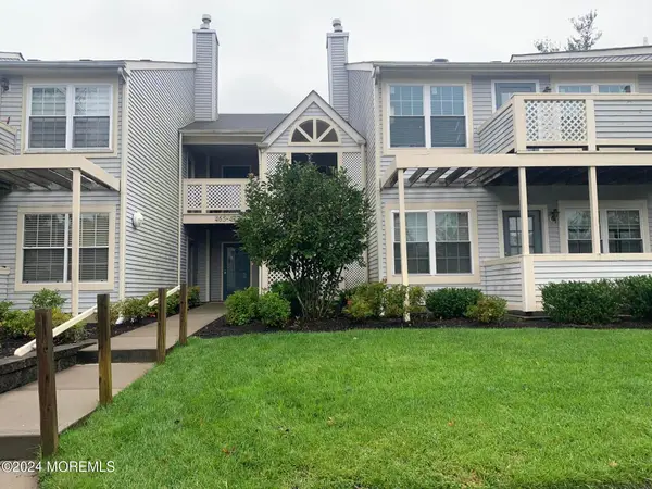 462 Magnolia Court, Howell, NJ 07731