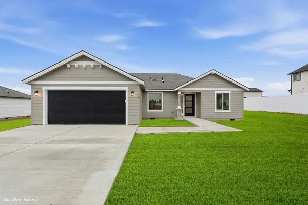 16 W 12th St, Deer Park, WA 99006