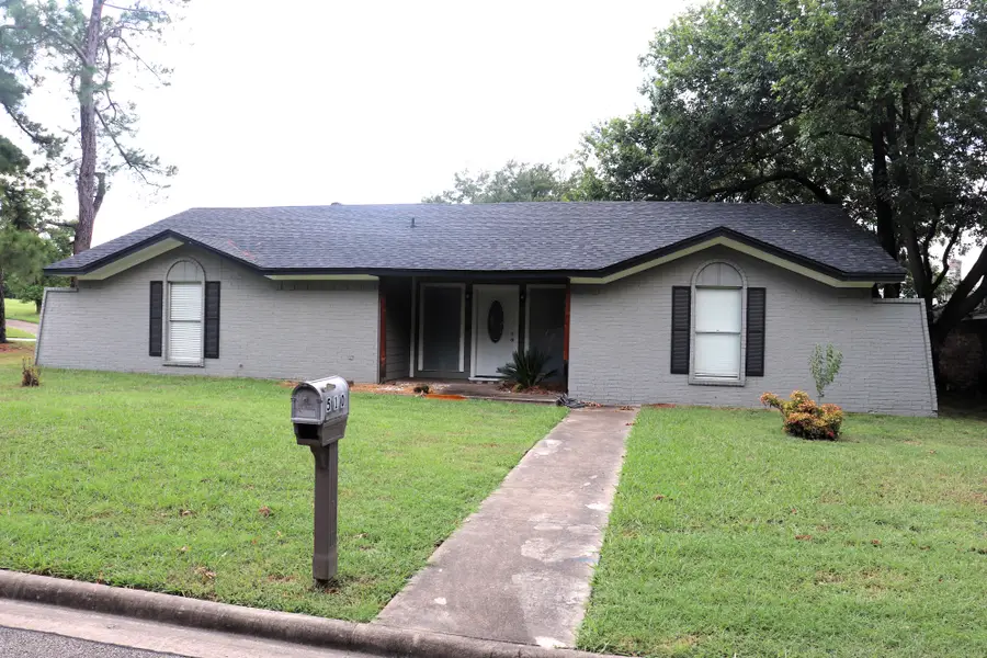 510 Deer Dr, Greenville, TX 75402 - #2