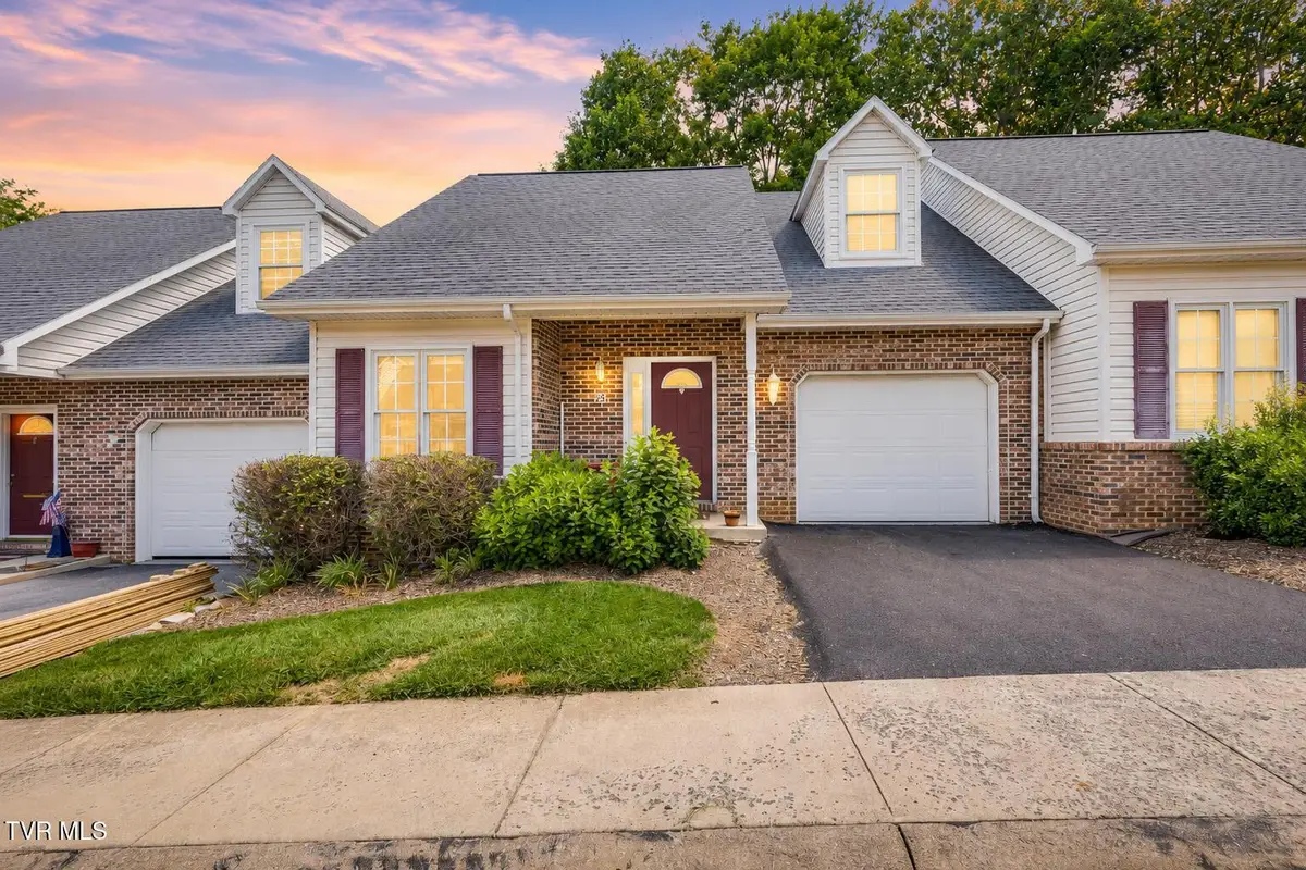 28 Cherokee Ridge Court, Johnson City, TN 37604 - #1