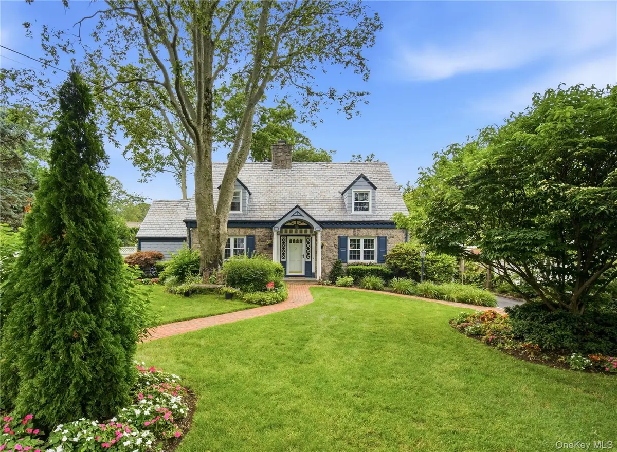 3 Carnegie Avenue, Cold Spring Harbor, NY 11724 - #1