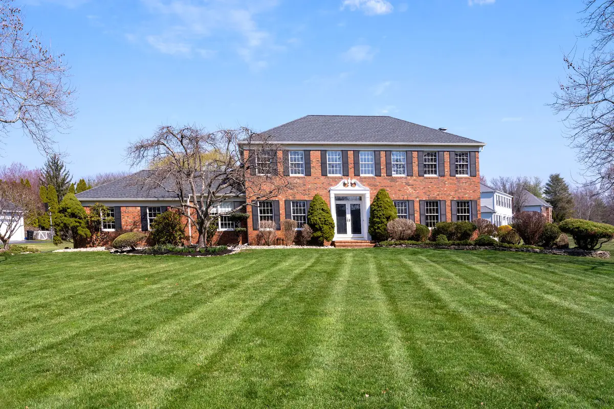 11 Providence Dr, Princeton Junction, NJ 08550 - #1