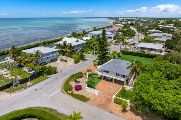 235 W Seaview Circle, Duck Key, FL 33050