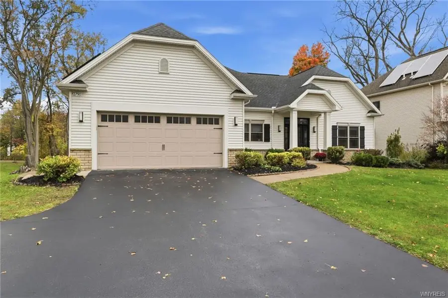6790 Rivera Way, East Amherst, NY 14051 - #3